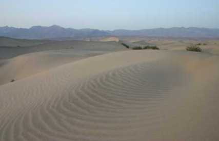 Stovepipe Wells Sand Dunes - Death Valley National Park